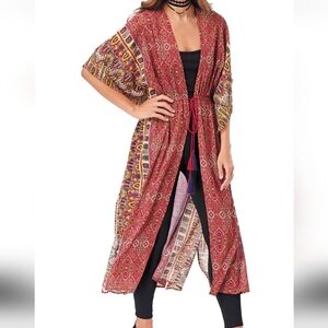 nwot. Lightweight Adjustablr Bohemian Red Patterned Kimono